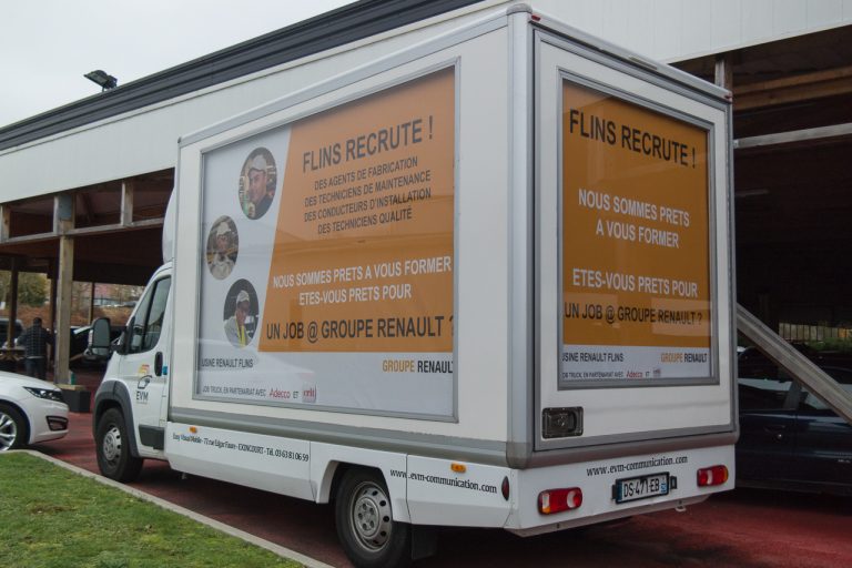 Renault Flins : Un « job truck » pour recruter