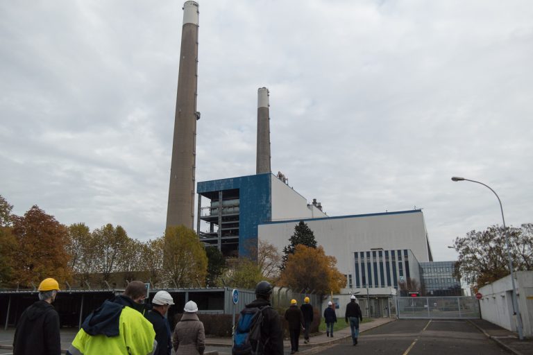 Centrale EDF : vide-grenier industriel avant démantèlement