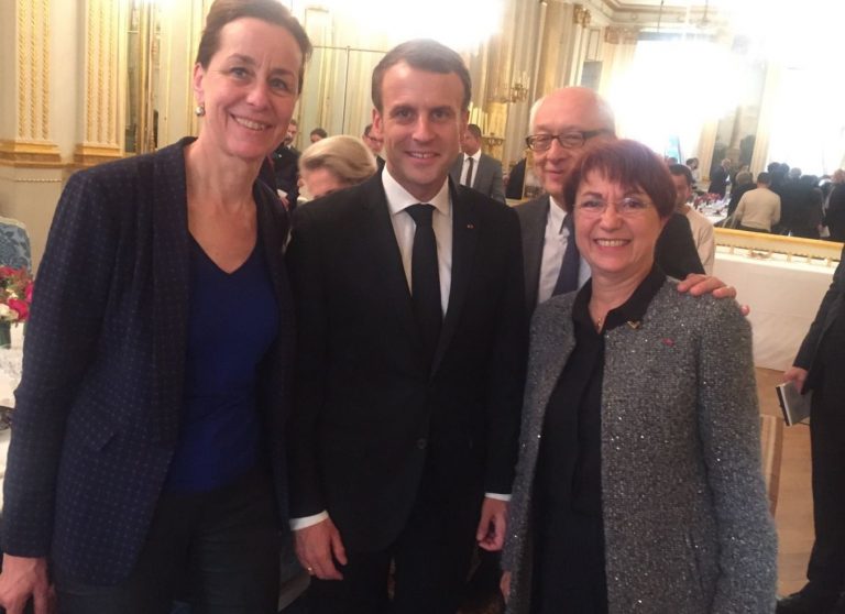 Les maires de banlieues reçus par Emmanuel Macron