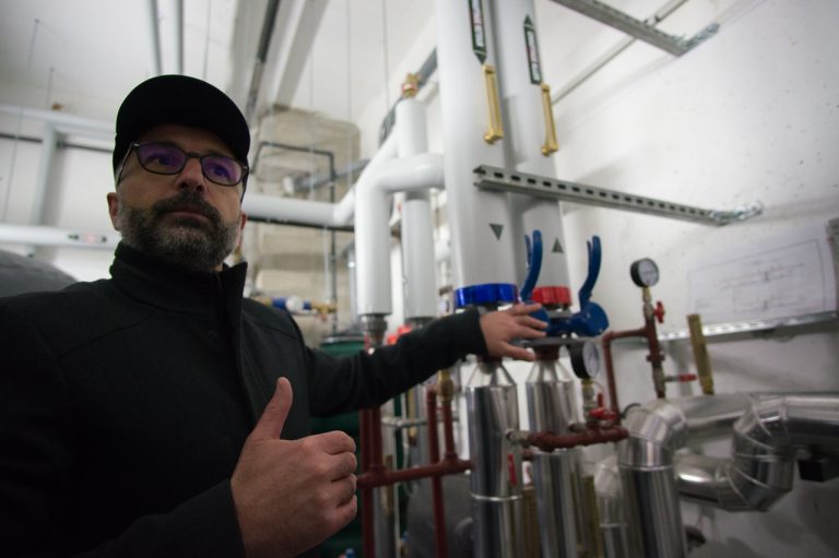 Elle chauffe 700 logements et une école