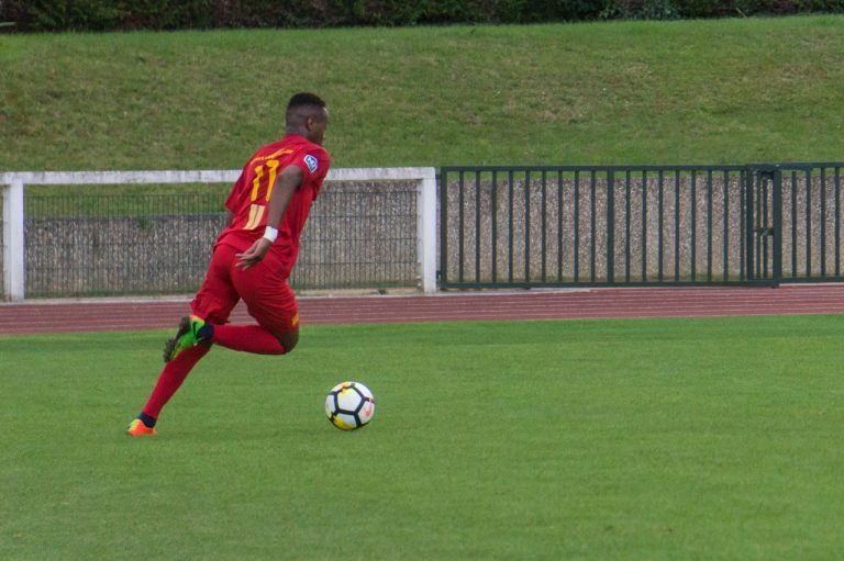Le FC Mantois et l’AS Poissy enchaînent