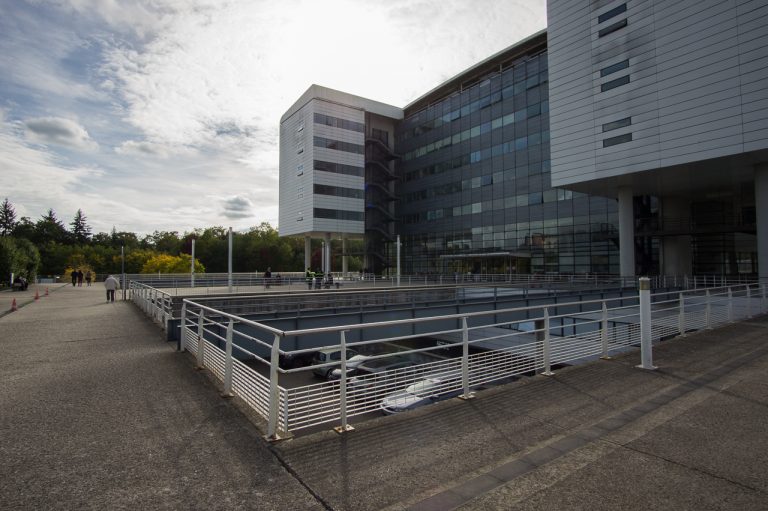 Il percute volontairement le camion des pompiers
