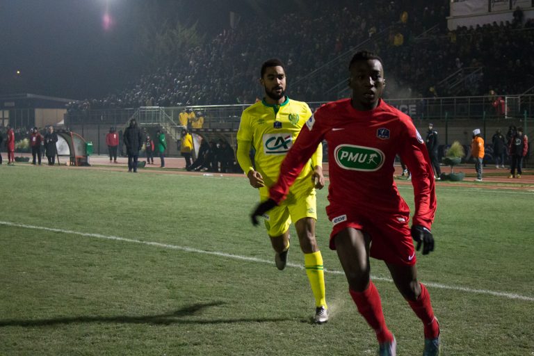 National 2 : le FC Mantois surprend le co-leader, nul en Corse pour l’AS Poissy