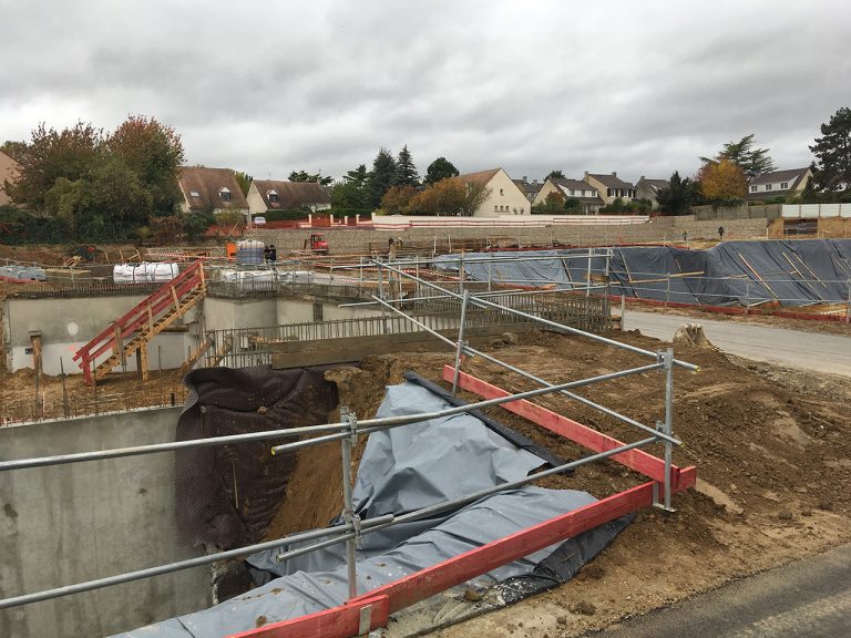 Cent cinquante-quatre logements dans une zone pavillonnaire