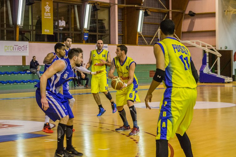 Poissy s’incline contre un concurrent direct