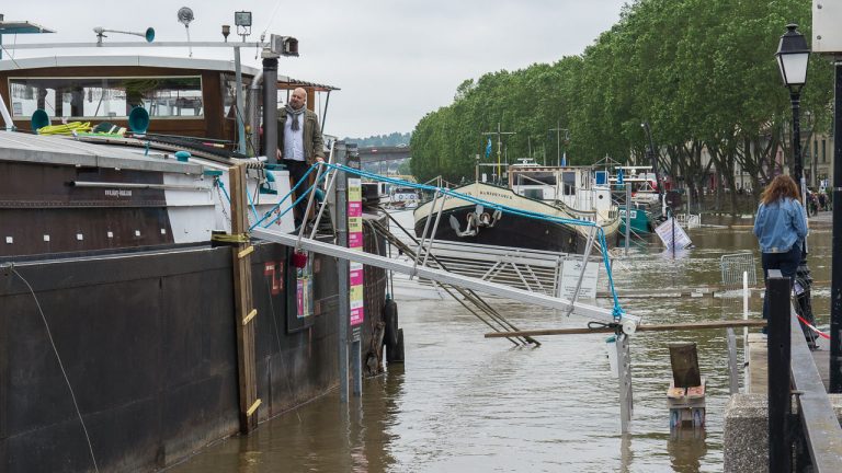 Une pièce de théâtre au Story-Boat