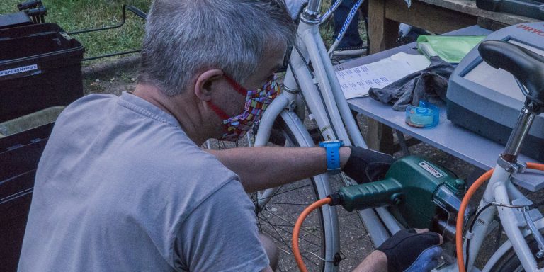 Des gravures contre les vols de vélo
