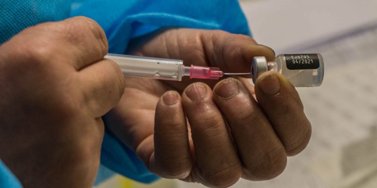 Vaccin : des navettes gratuites pour les plus de 75 ans
