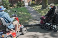 L’accessibilité aux centres médicaux, un « problème » pour les handicapés