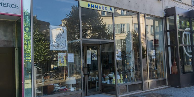 Un nouveau local  pour la boutique Emmaüs