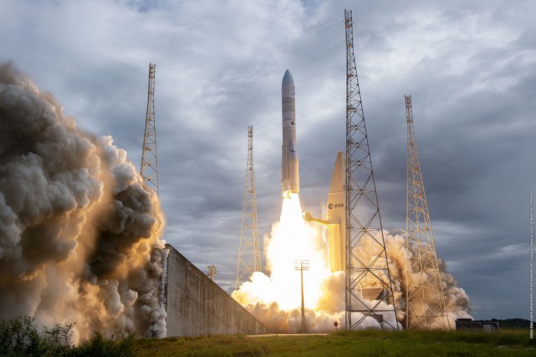 « C’était une fanzone » : comment ArianeGroup a vécu le lancement réussi de sa nouvelle fusée