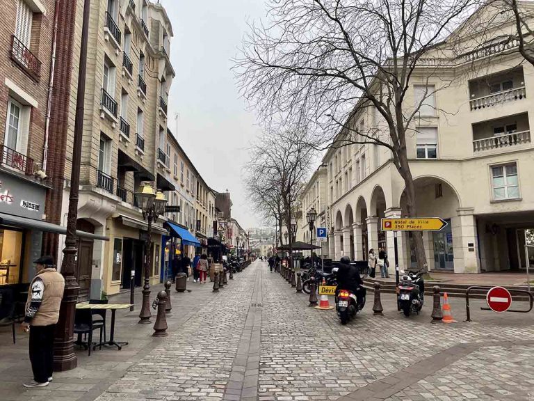 La Mairie veut « préparer le commerce et le centre-ville de demain »