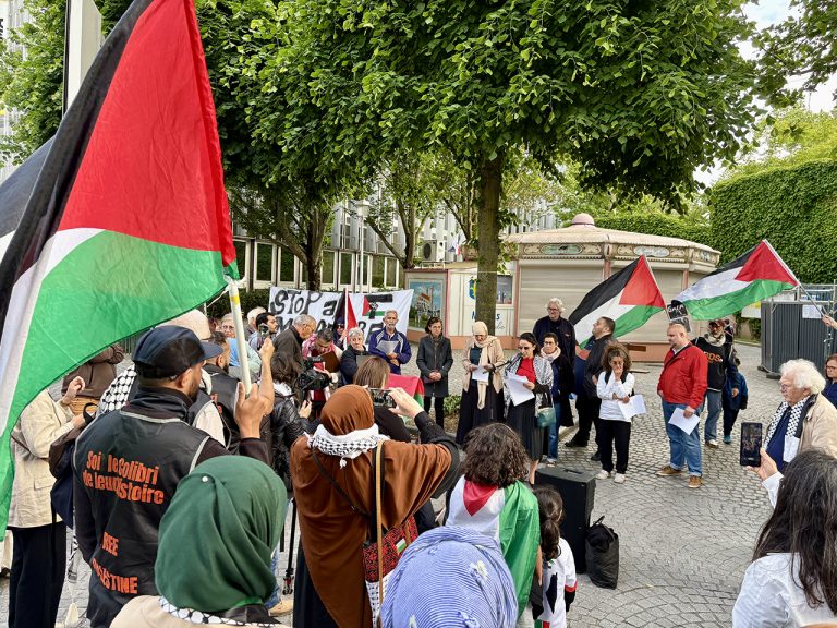 Les Blouses Blanches pour Gaza disent stop au massacre