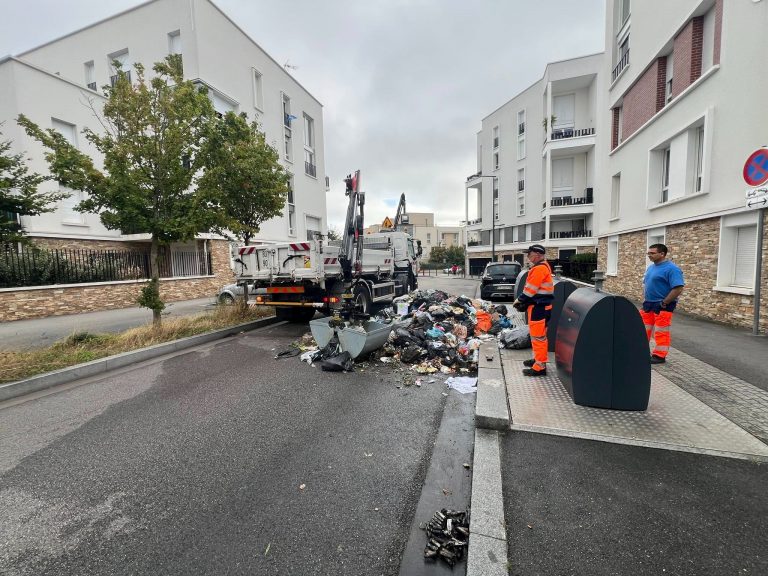 Un ripeur évite un incendie dans le quartier de la Coudraie