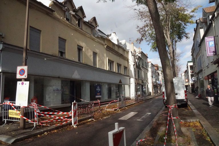 Nouvelle tuile pour la rue Porte-aux-Saints