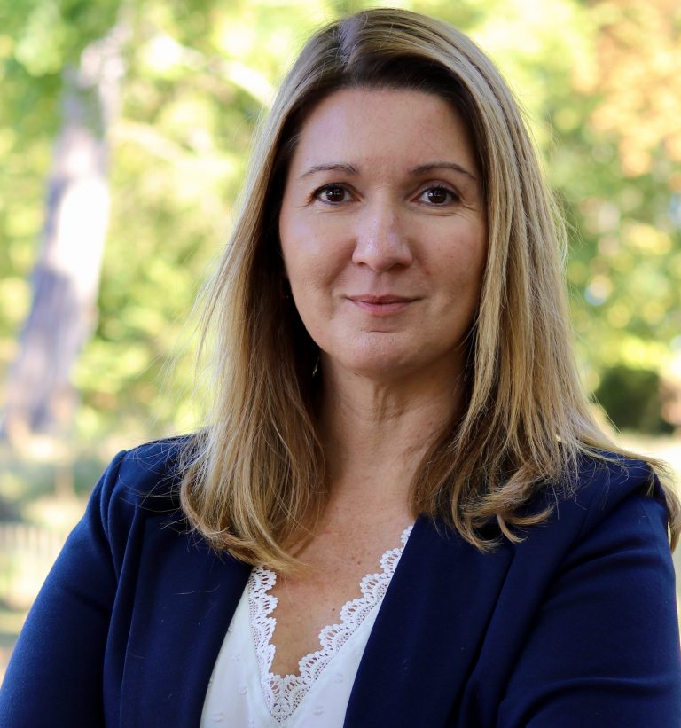 Aurore Ambert, candidate officielle pour les municipales