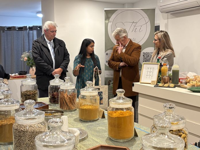 1280-Aubergenville-présentation-pop-up-sothi-spices-boutique-éphémère