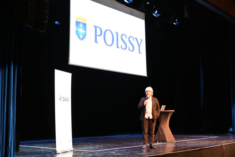 Violences faites aux femmes : un colloque pour toucher le grand public