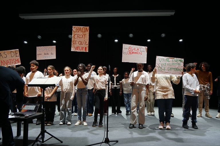 120 ans après la loi de 1905, comment les jeunes s’emparent-ils de la laïcité ?