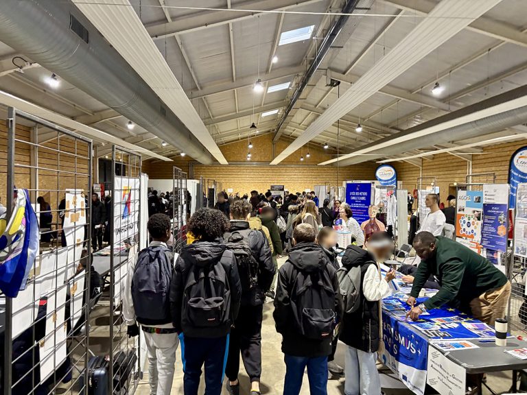 Parcoursup : Quand l’humain contre-attaque face à l’algorithme