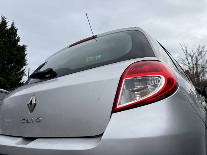 1280-illustration-FD-voiture-Clio