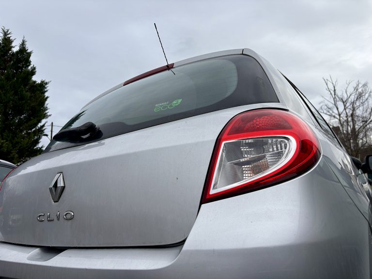 4 kilos de cannabis dans la Clio : l’imprudence de deux trafiquants les envoie en prison