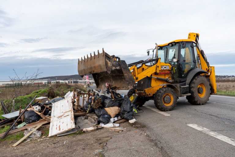 15 m3 de déchets sauvages ramassés sur la RD22