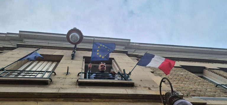 Contre le Mercosur, plusieurs mairies retirent le drapeau de l’Union européenne