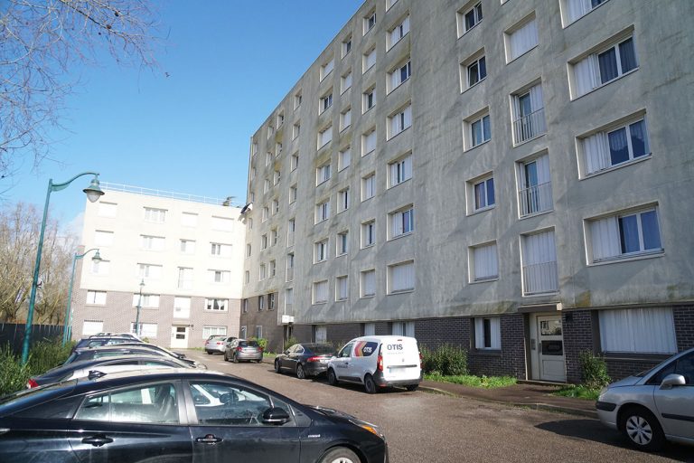 Le cadavre d’une femme morte depuis 2 ans découvert au Val-Fourré