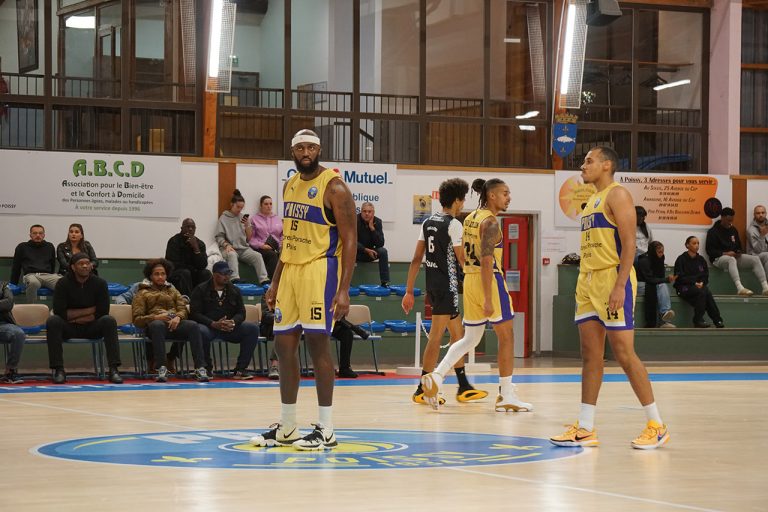 NM1 : Poissy retombe dans ses travers