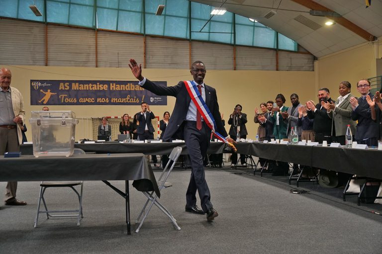 Adama Gaye ouvre une « nouvelle ère » pour Mantes-la-Jolie