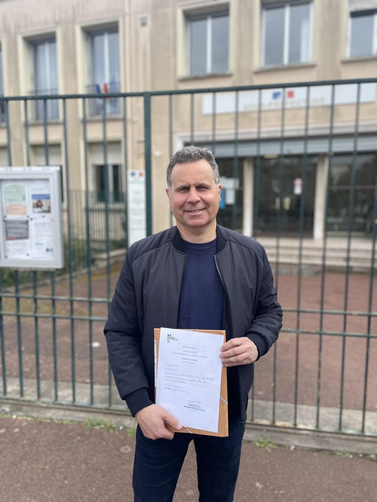 Municipales 2026 : à Achères, François Dazelle élu dans un fauteuil