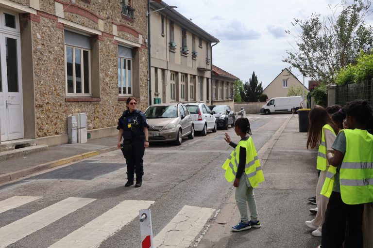 Les jeunes Chantelouvais passent leur « permis piéton »