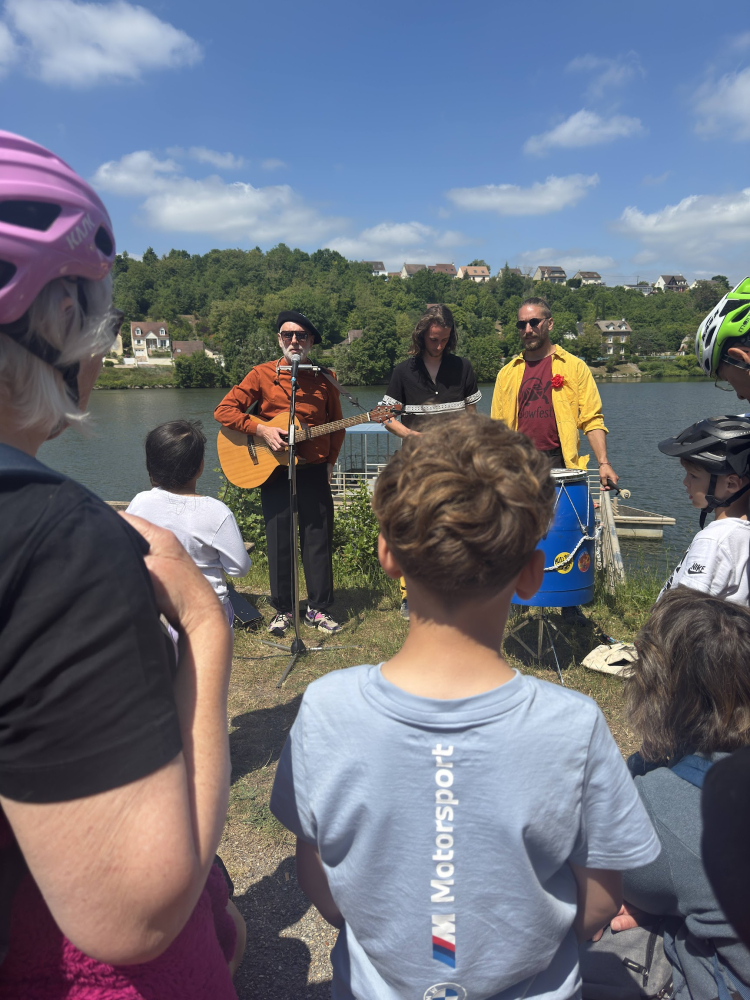 Randonnée à deux roues et escales musicales : le festival Vélo Blues revient