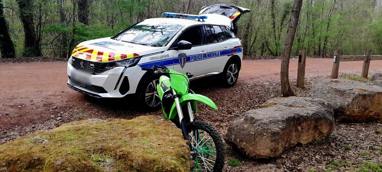 La police municipale met fin à un rodéo sauvage