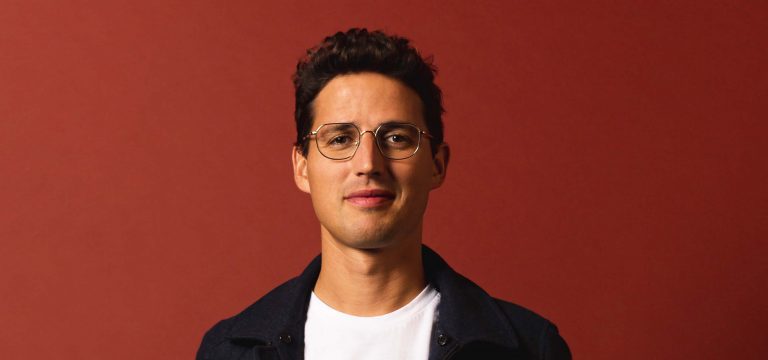 Haroun présente son nouveau one-man-show au théâtre